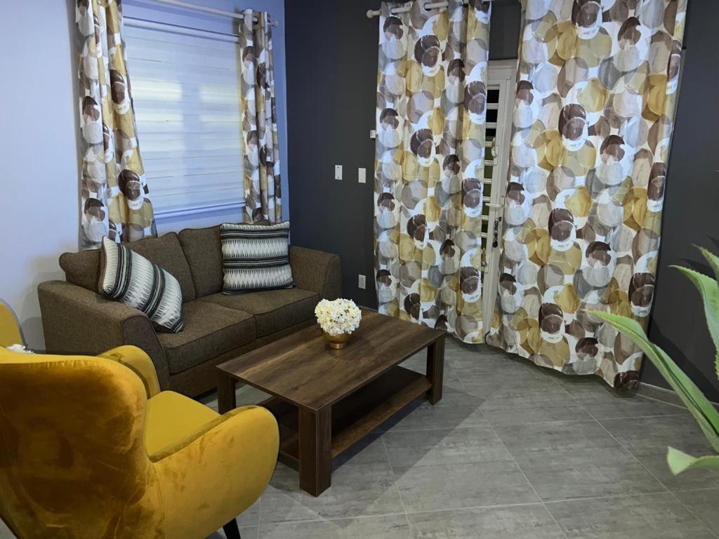 Fancy Apartments Виллемстад Экстерьер фото